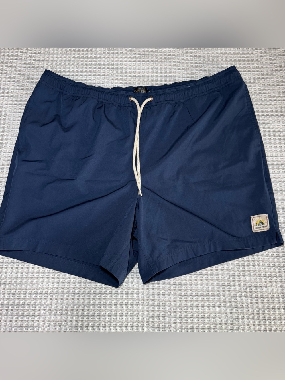 Pendleton Mens XL Hydromorph Swim Trunks Navy Blue 6 Inch Inseam SPF 50 Lined